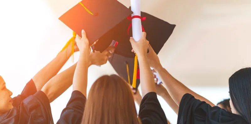 Students: tips for managing your finances